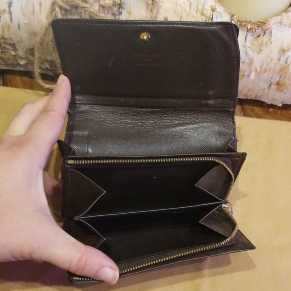 Authentic Louis Vuitton demier wallet - Picture 6 of 8